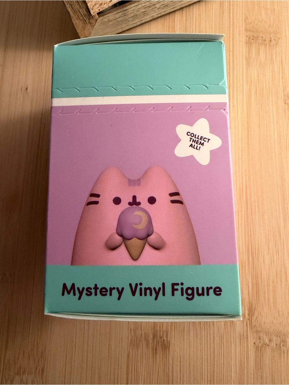 Pusheen Series 2 mystery vinyl figure box - Picture 4 of 4